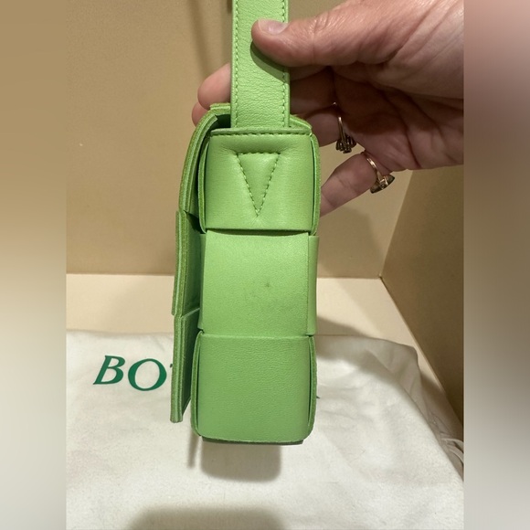 BOTTEGA VENETA INTRECCIATO CASSETTE BAG - Picture 9 of 14
